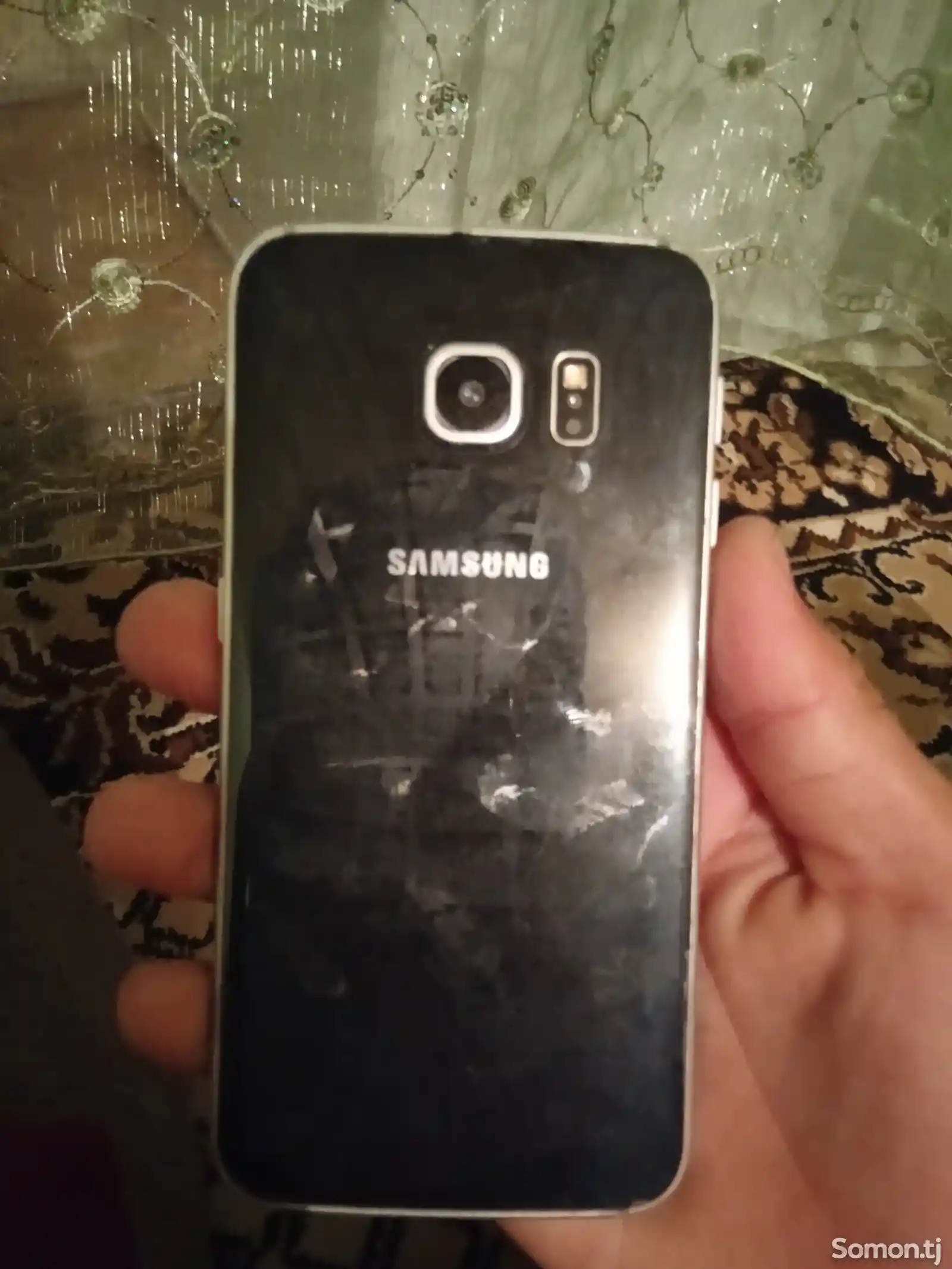 Samsung Galaxy S6 edge-3