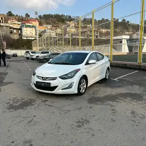 Hyundai Elantra, 2013