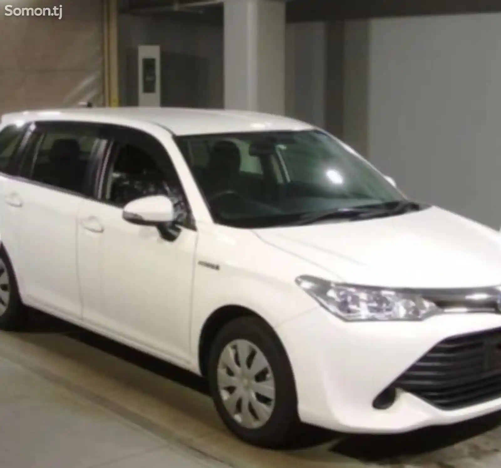 Toyota Fielder, 2015-8