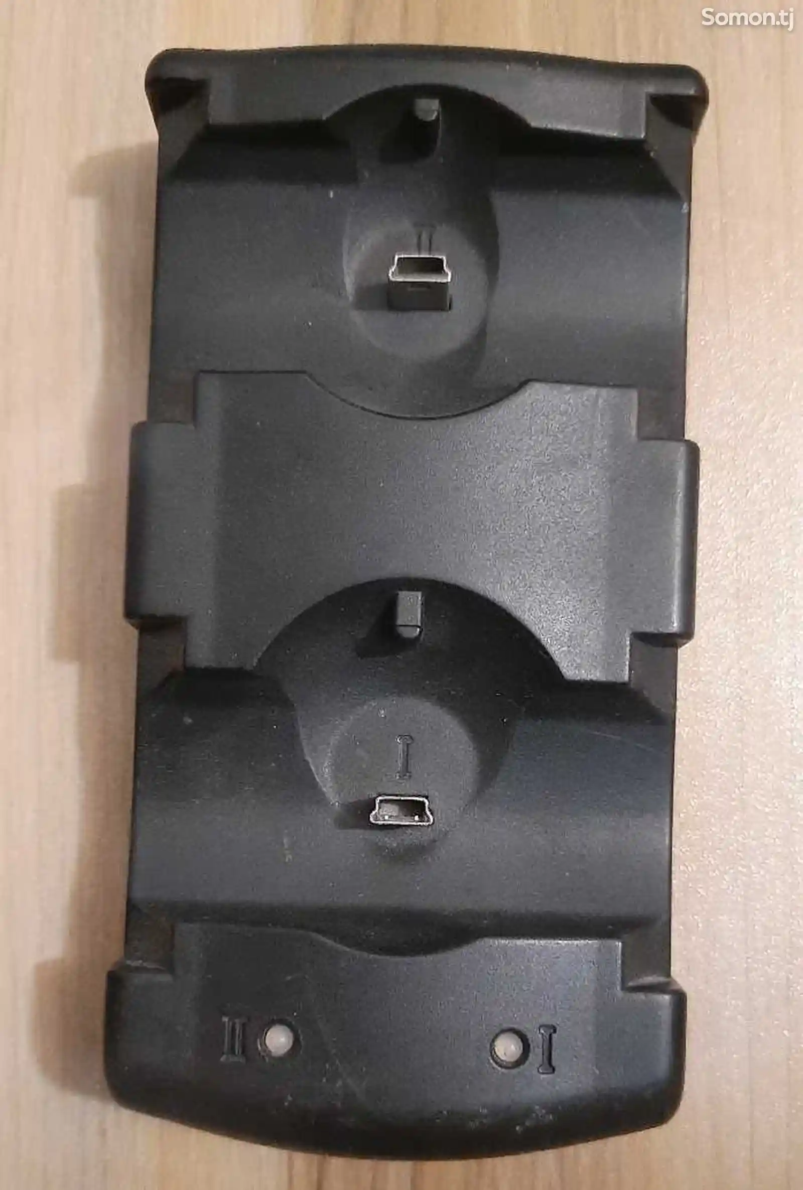 Док-станция зарядка для два джойстика для PS3-1