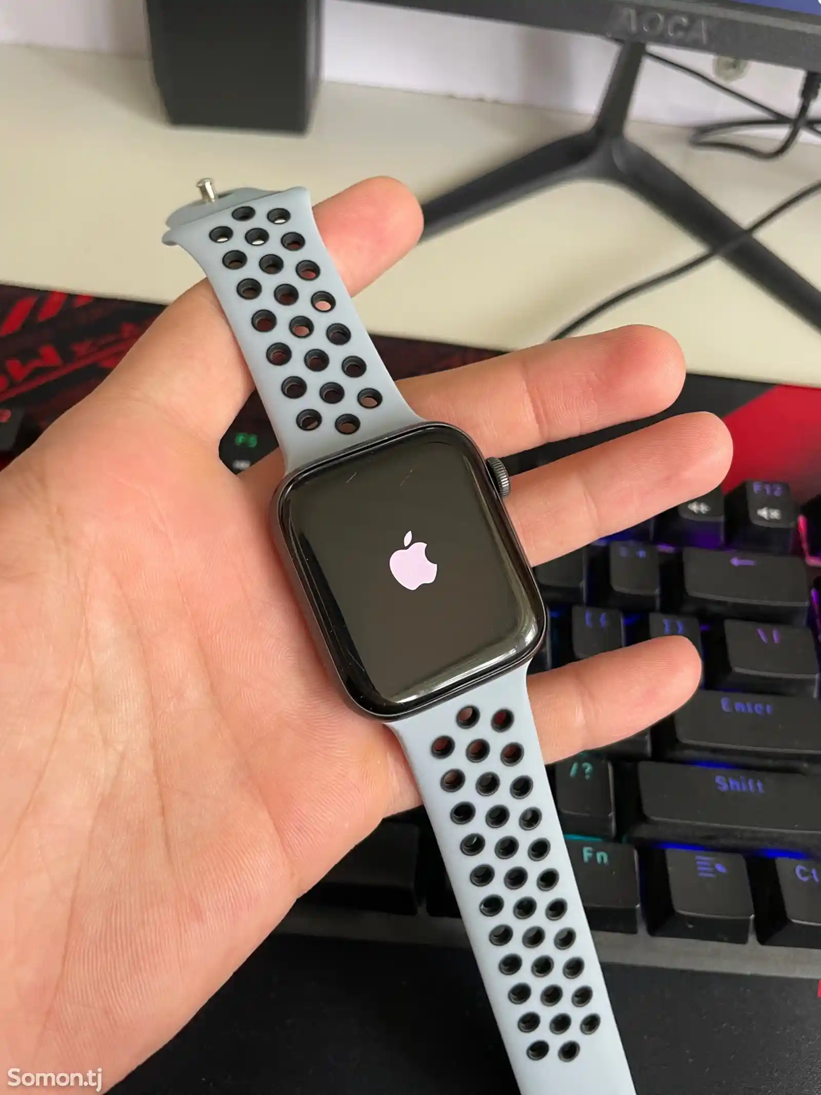 Смарт часы Apple Watch SE 44mm-2