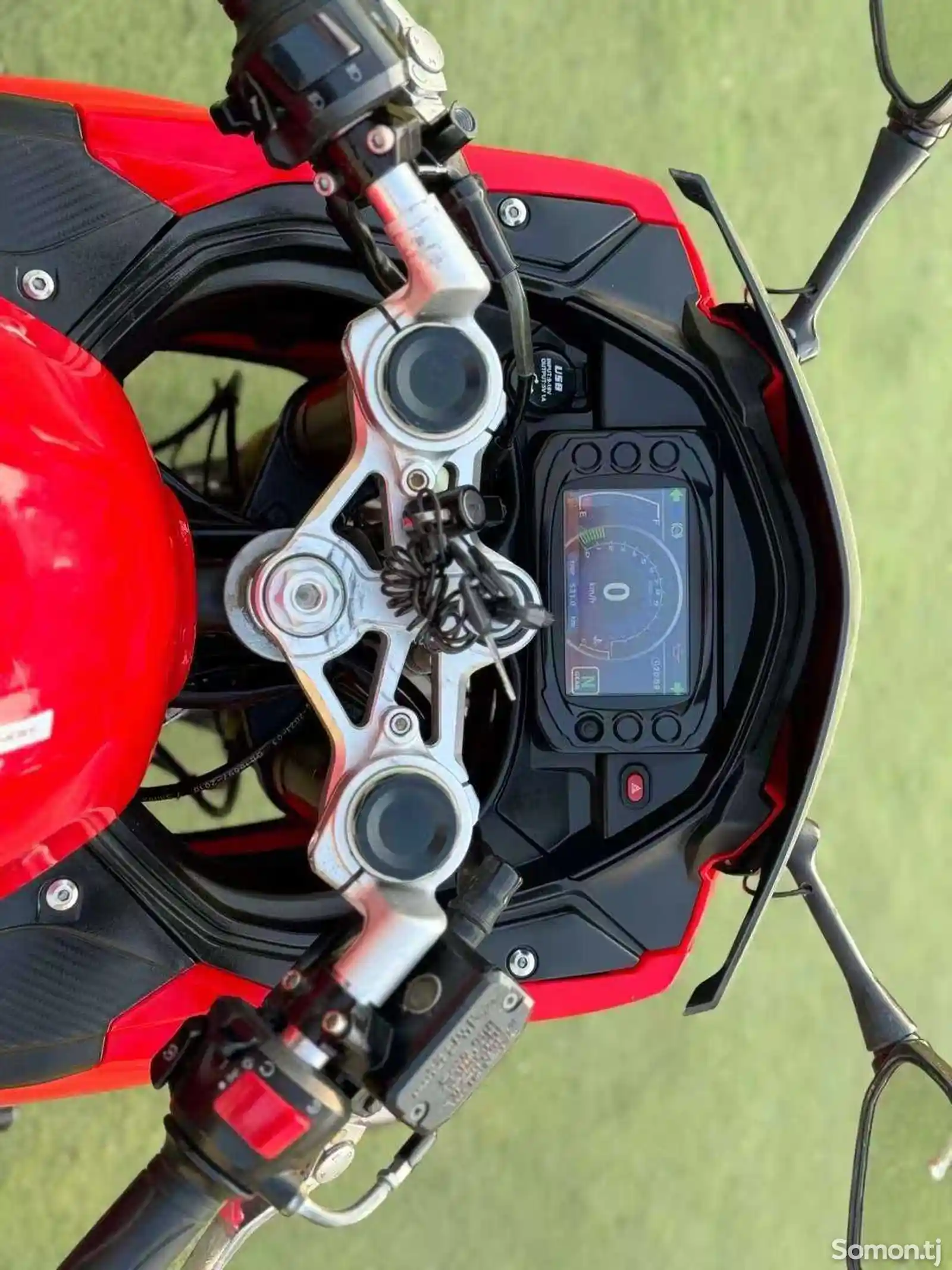Мотоцикл Ducati 400cc ABS на заказ-9