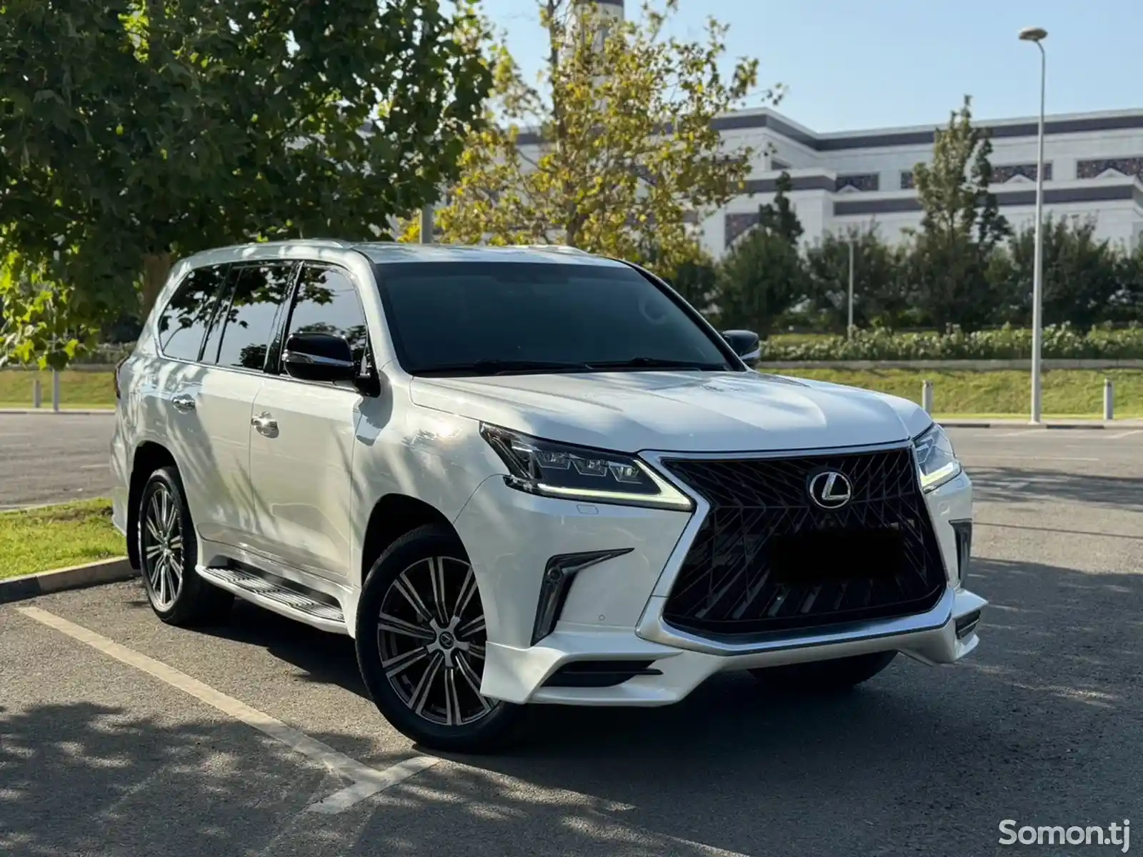 Lexus LX series, 2016-1