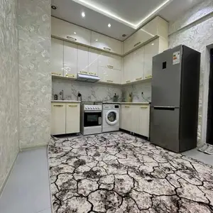 2-комн. квартира, 12 этаж, 70м², Воданасос