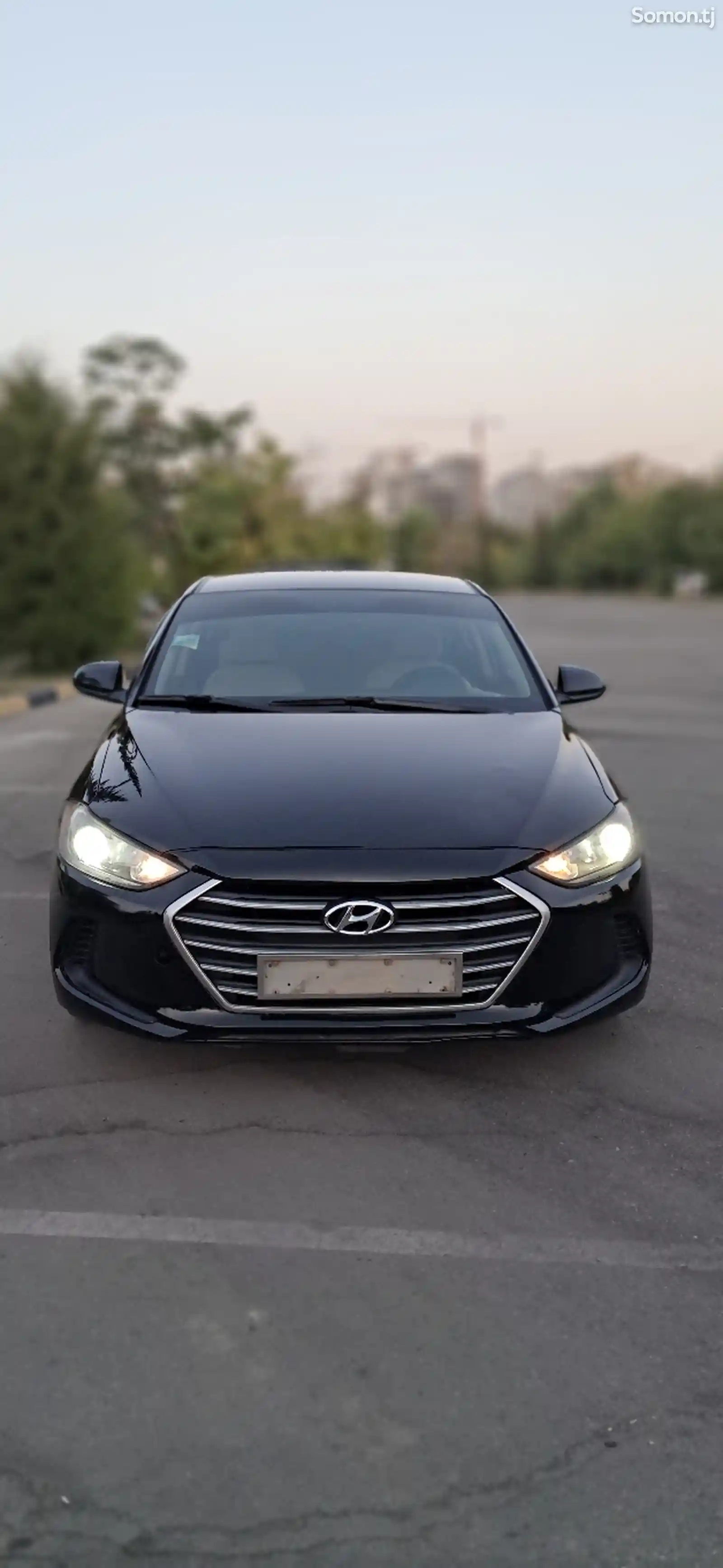 Hyundai Elantra, 2016-1