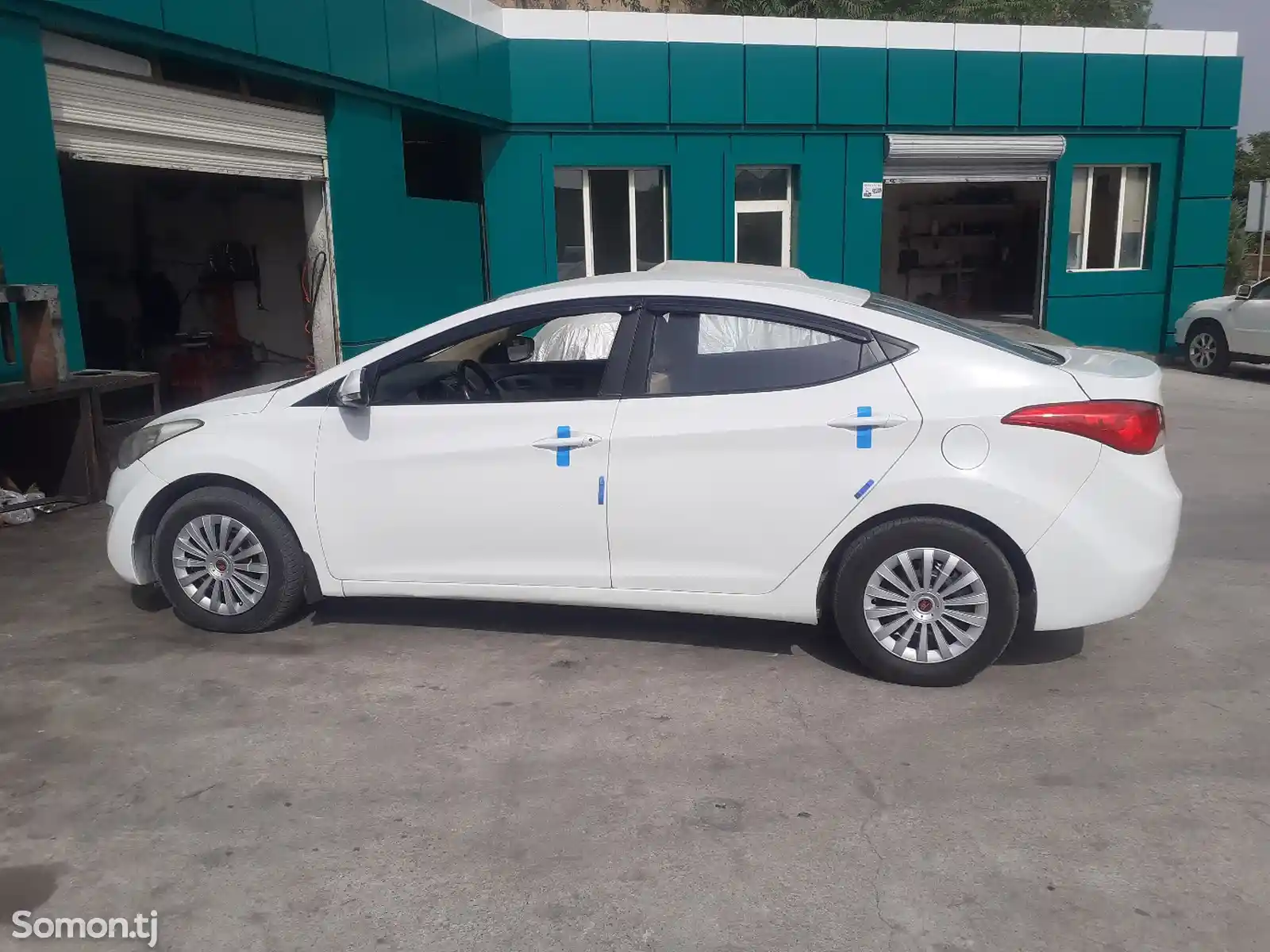 Hyundai Elantra, 2011-8