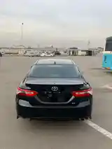 Toyota Camry, 2019-4