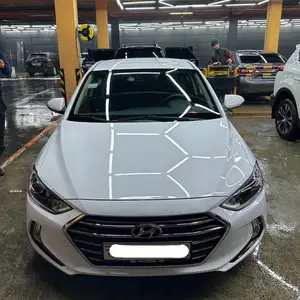 Hyundai Avante, 2018