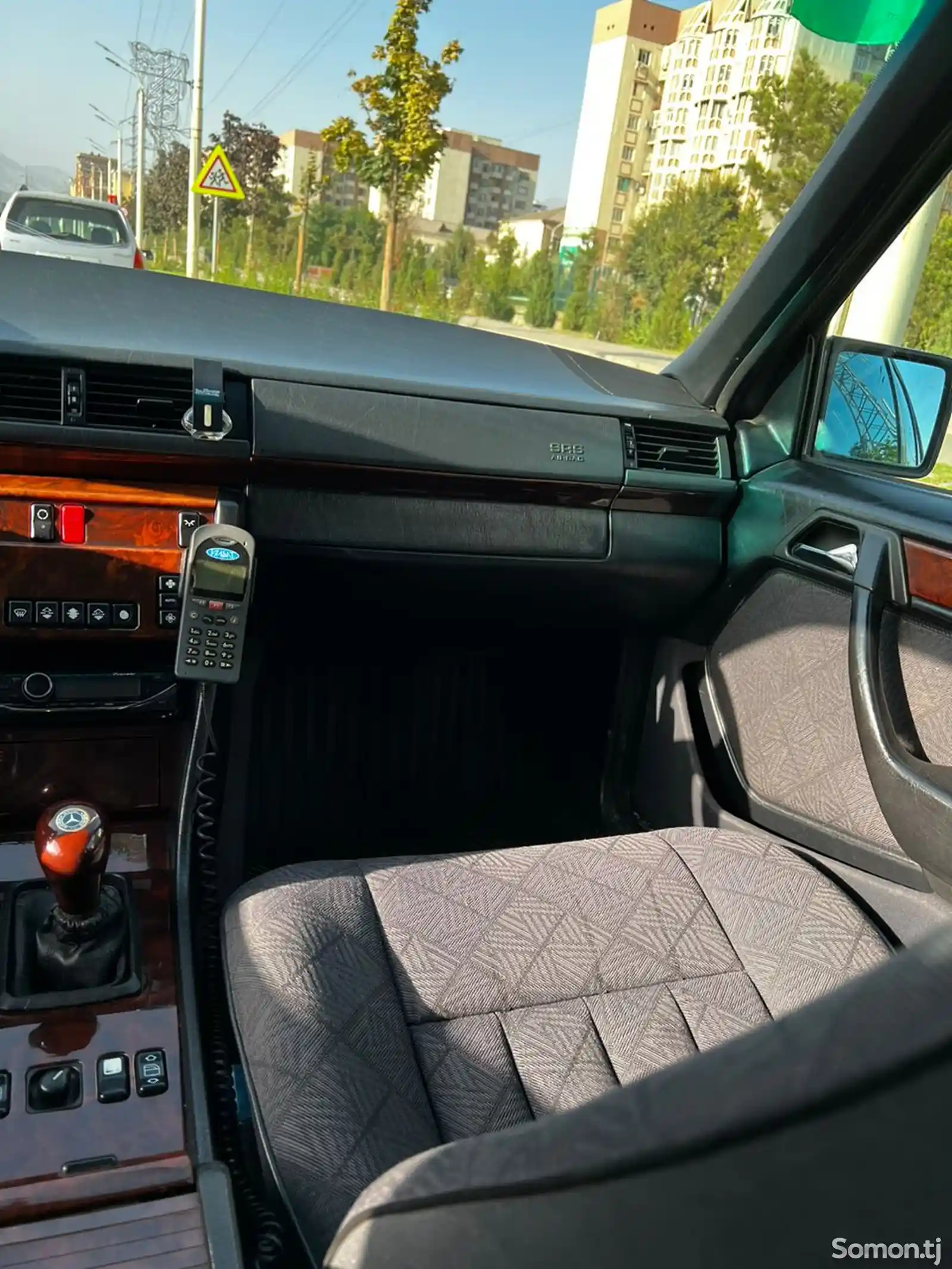 Mercedes-Benz W124, 1995-11