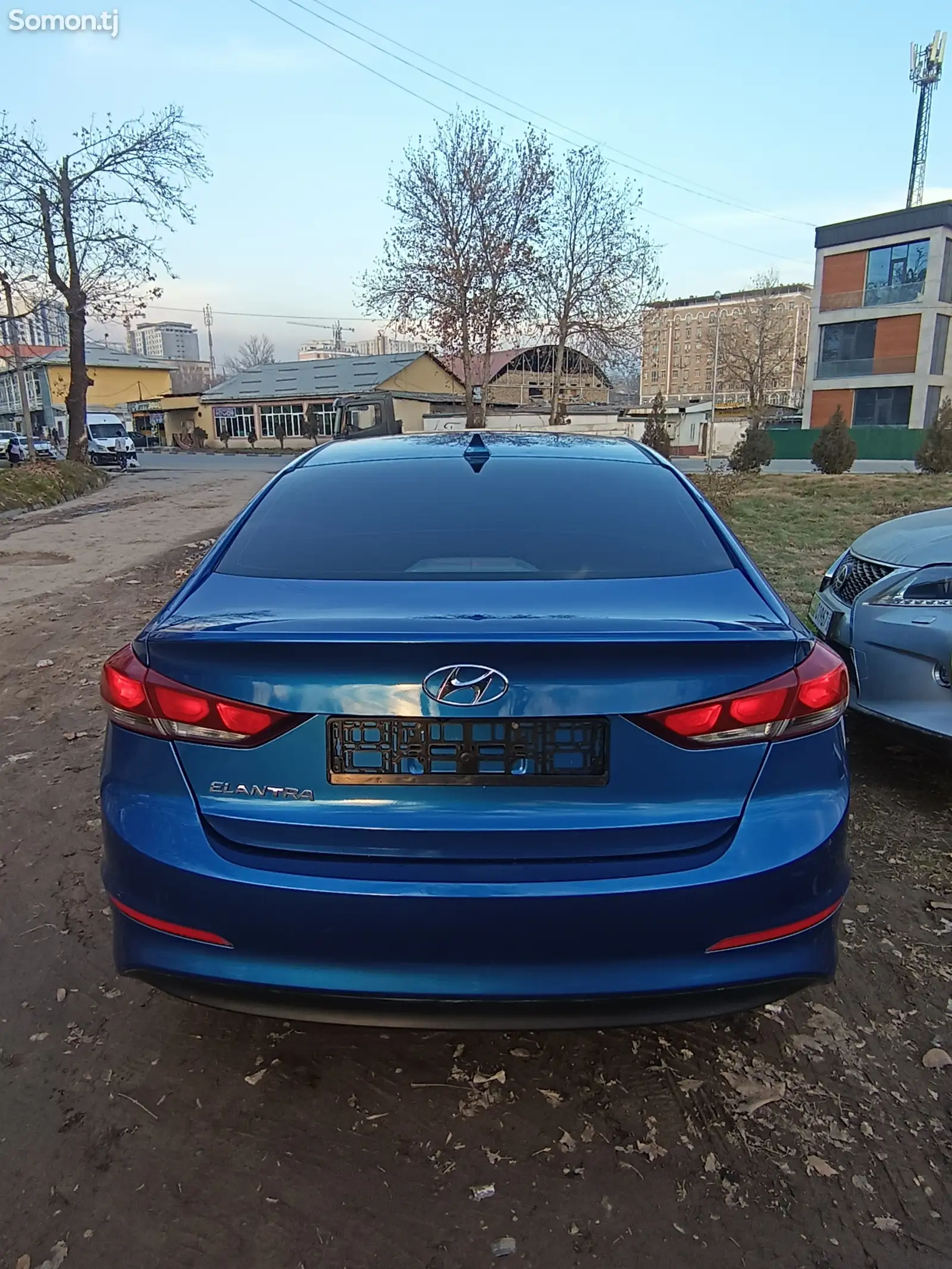 Hyundai Elantra, 2018-1