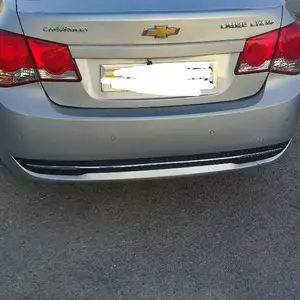 Chevrolet Cruze, 2010