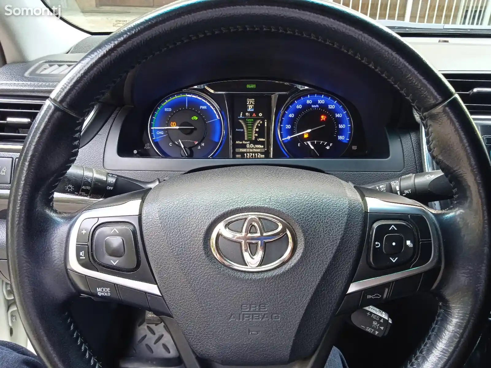 Toyota Camry, 2015-10