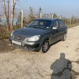 Kia Rio, 2005