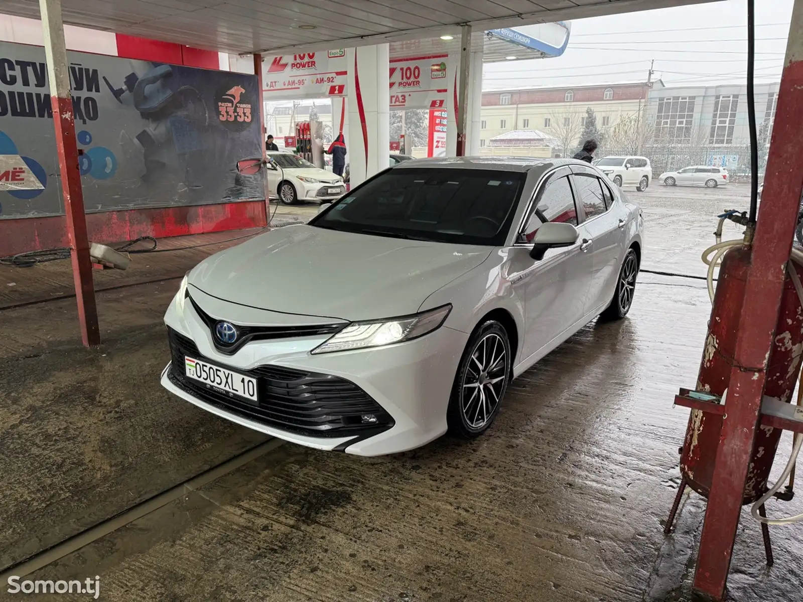 Toyota Camry, 2018-1