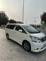 Toyota Vellfire, 2014-2