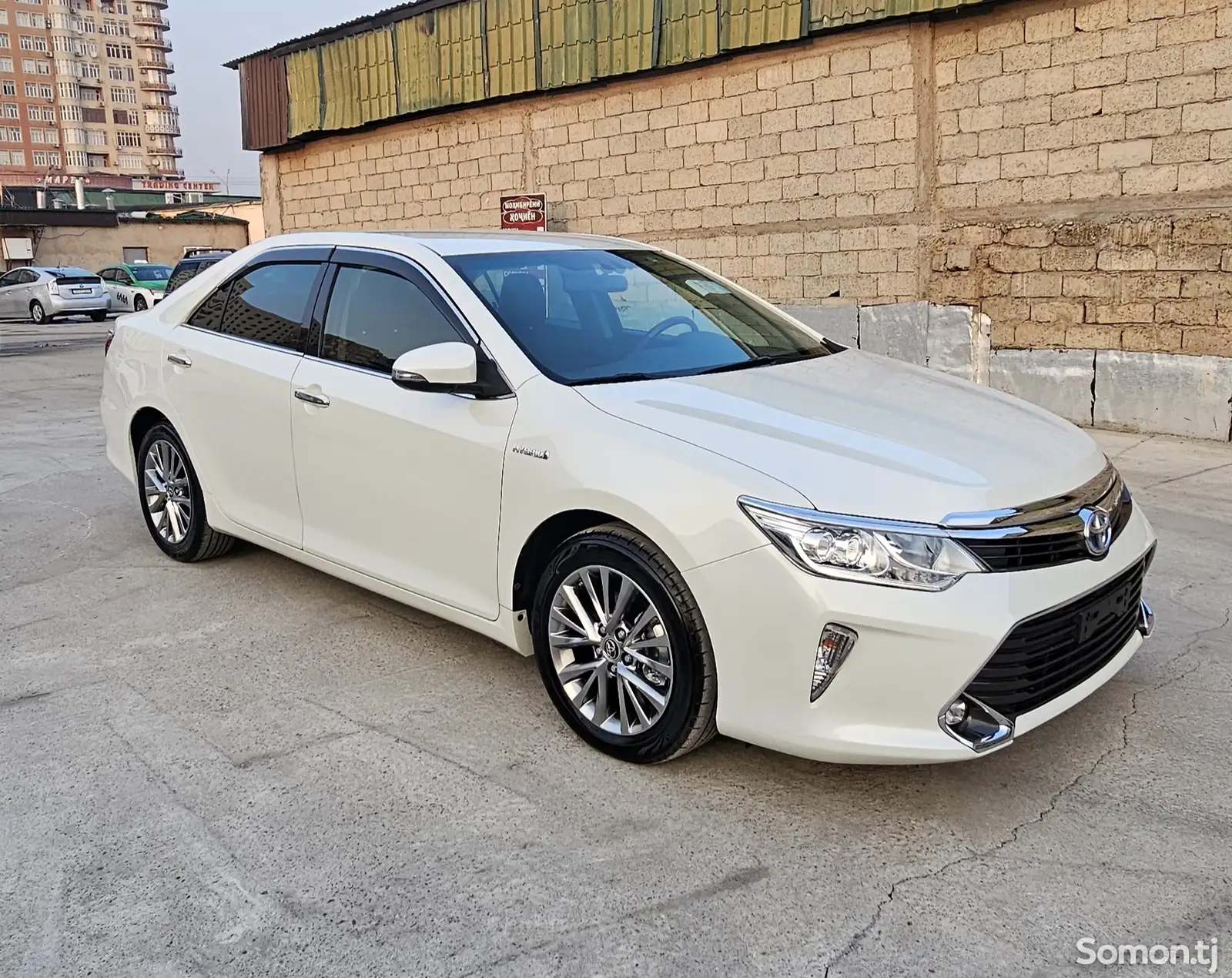 Toyota Camry, 2016-1