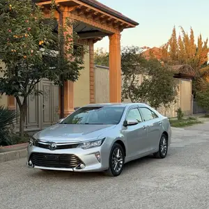 Toyota Camry, 2015