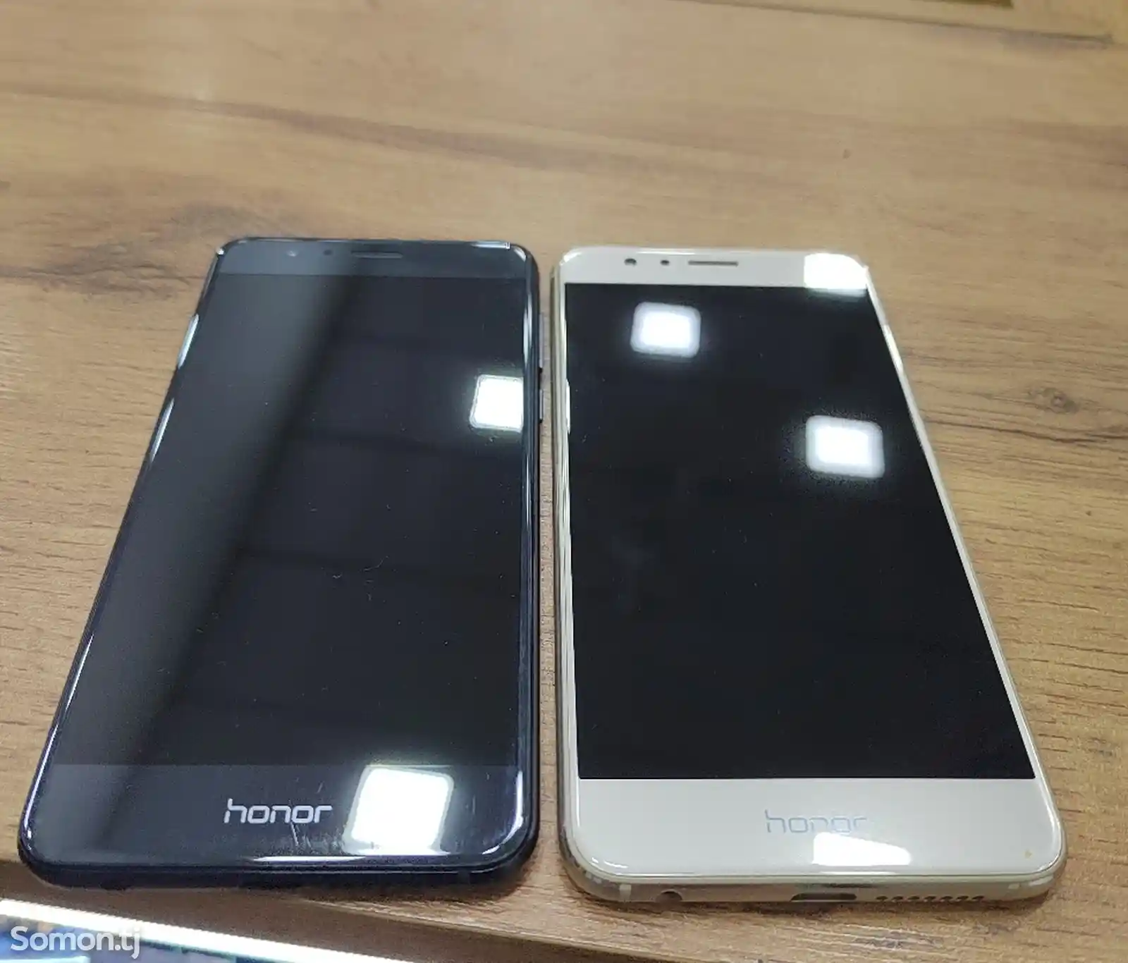 Huawei Honor 8 4/64gb 2sim-4