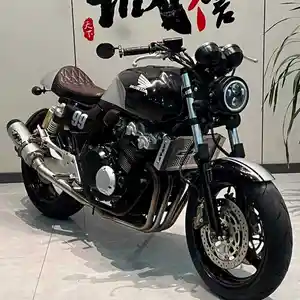 Мотоцикл Honda CB400F super four на заказ