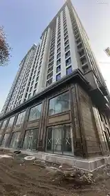 Помещение под свободное назначение, 65м², Bukhoro Towers, рӯ ба рӯйи меҳмонхонаи Гулистон, мактаби 1-4