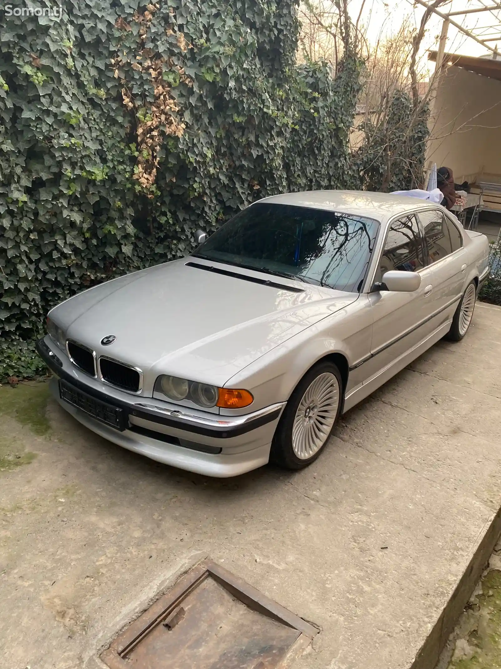 BMW 7 series, 2000-1