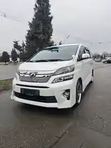 Toyota Vellfire, 2014-9