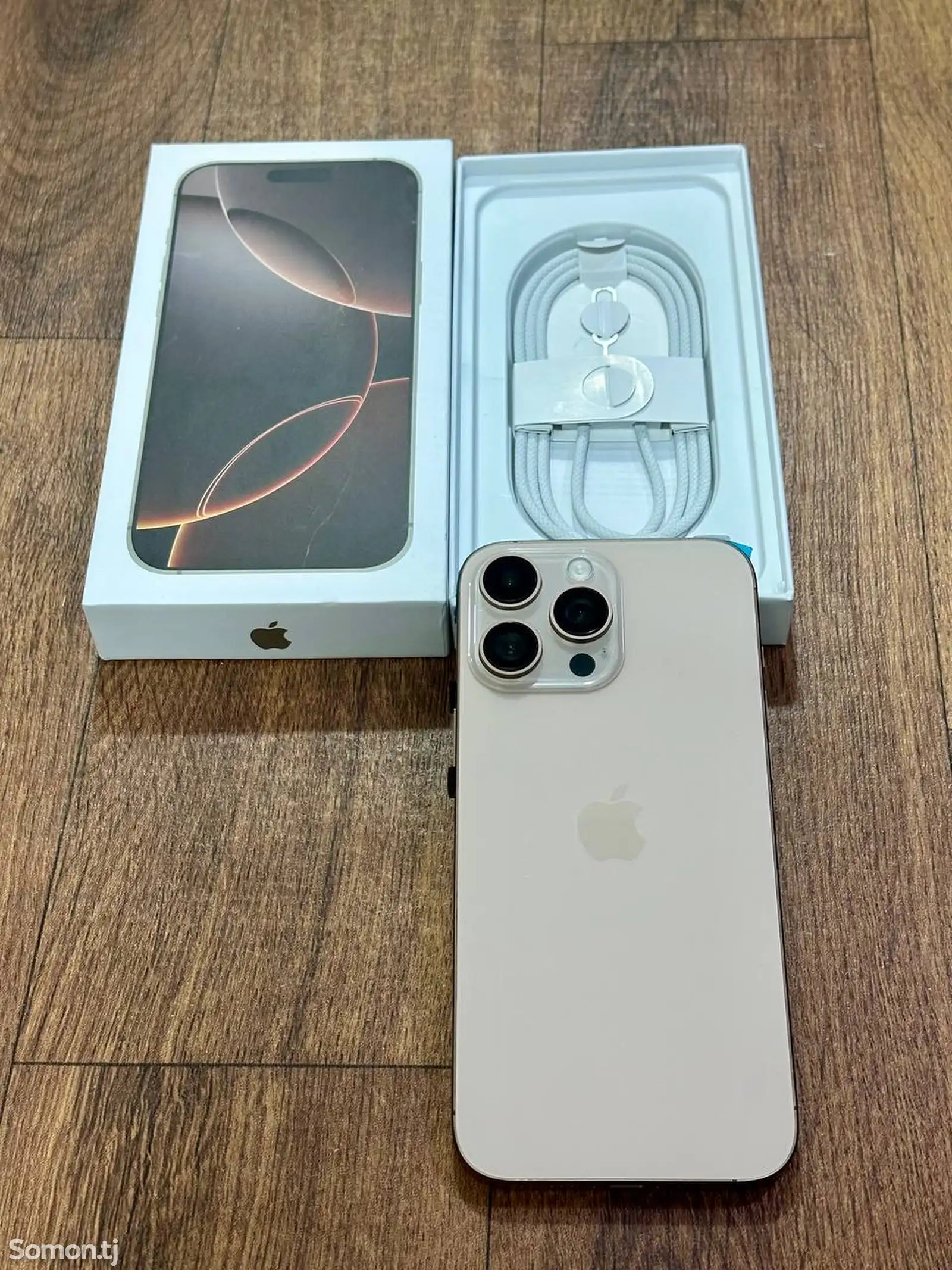 Apple iPhone 16 Pro Max, 256 gb, Desert Titanium-дубликат-1