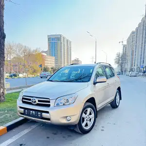 Toyota RAV 4, 2007