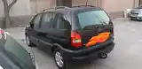 Opel Zafira, 2000-2