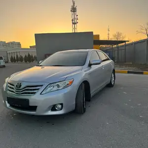 Toyota Camry, 2011