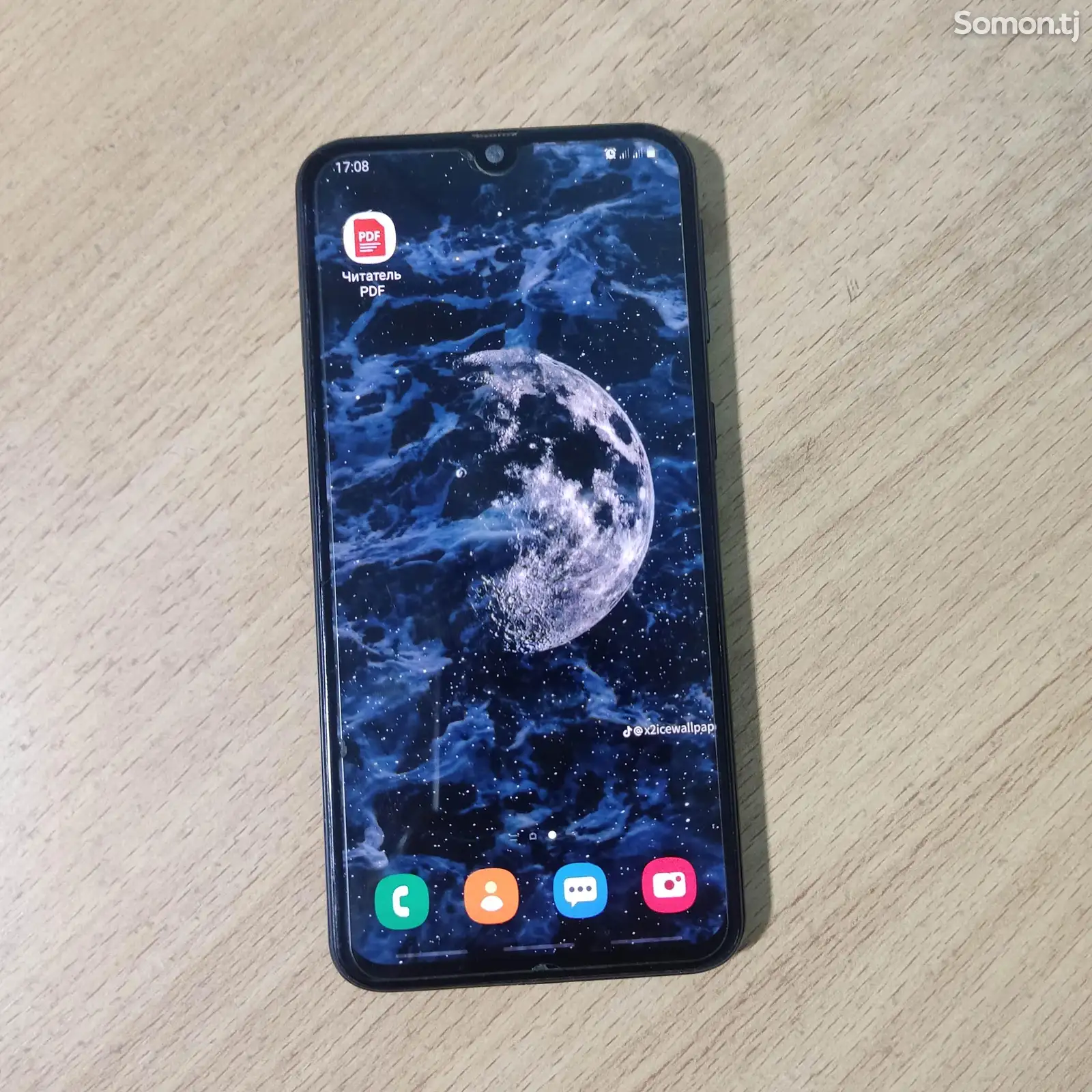 Samsung Galaxy A40-1