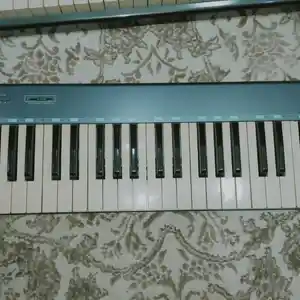 MIDI Клавиатура