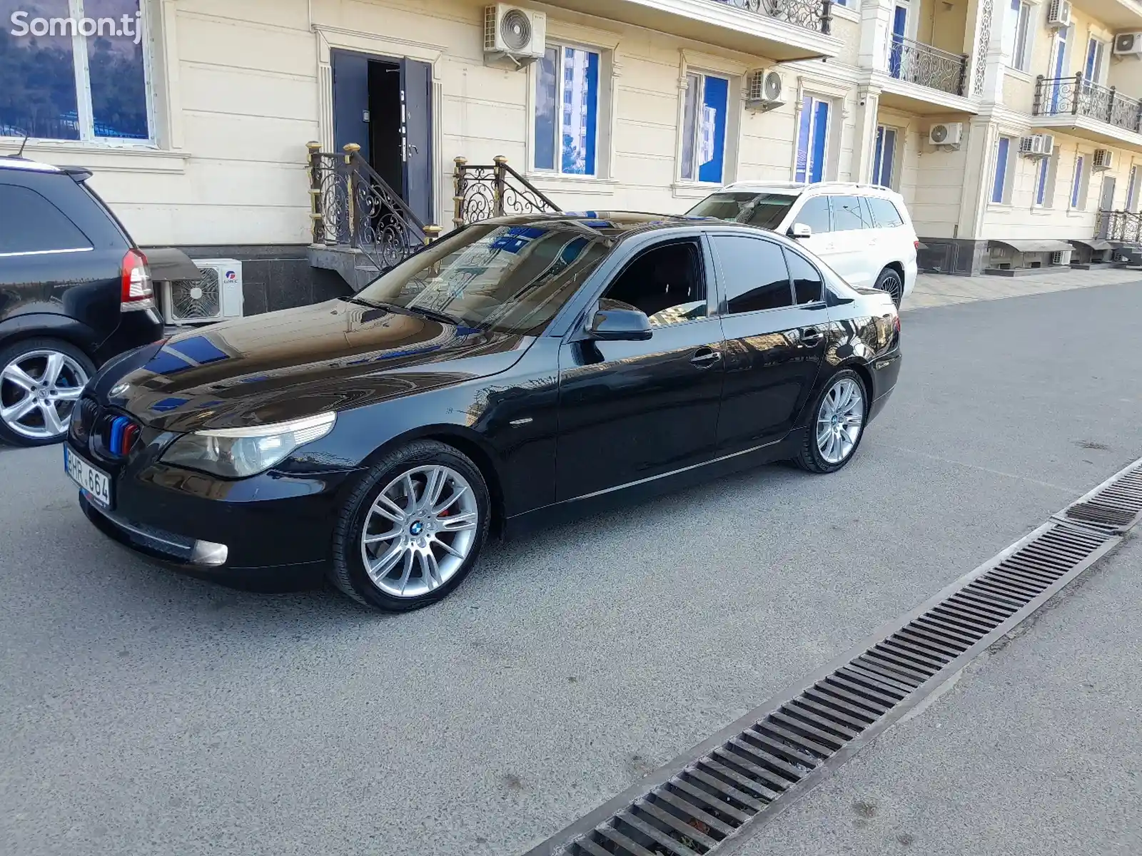 BMW 5 series, 2010-3