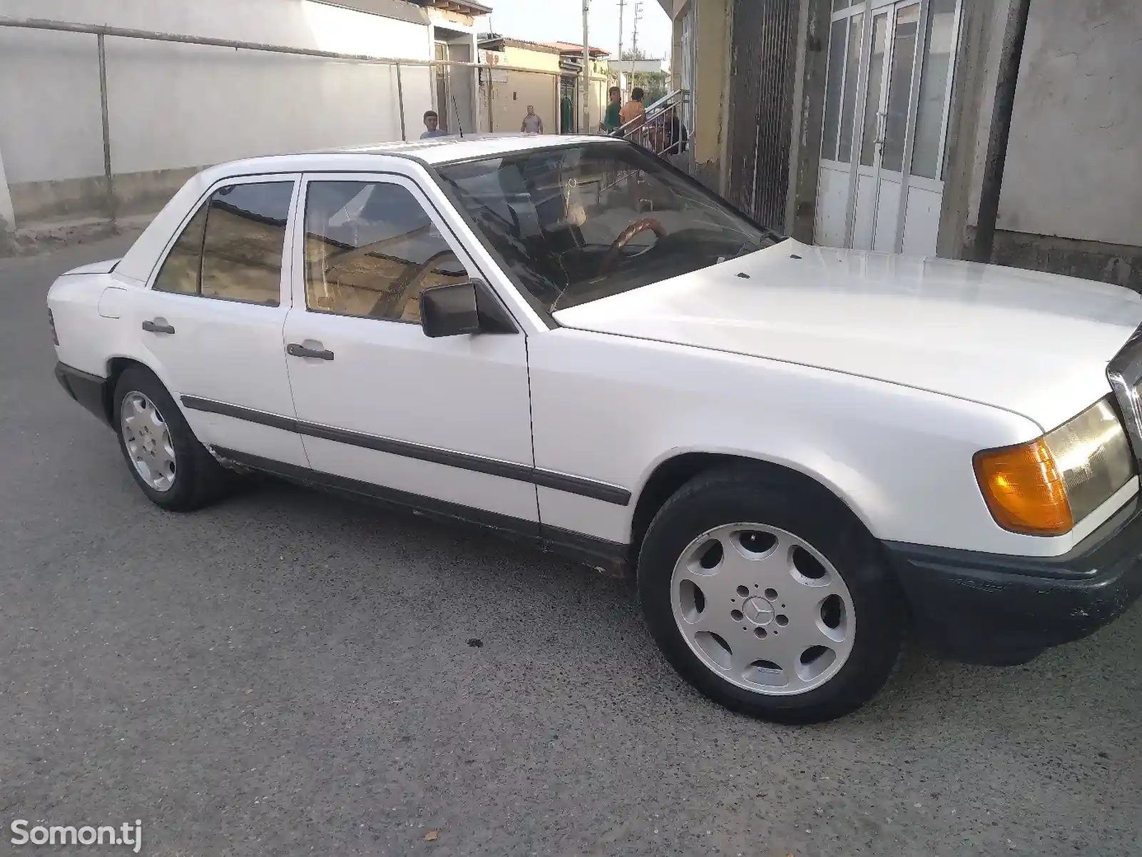 Mercedes-Benz W124, 1987-6