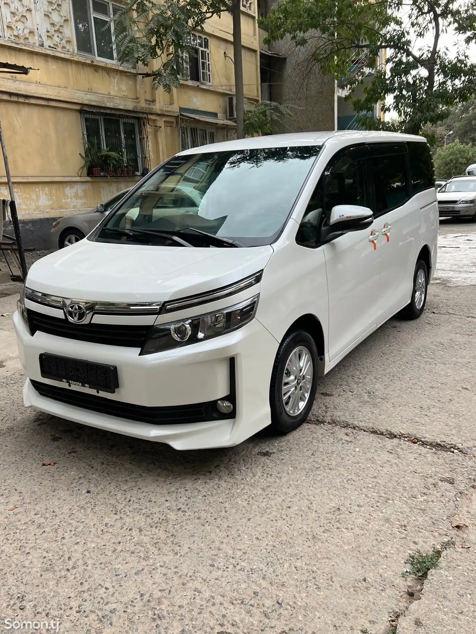 Toyota Voxy, 2016-3