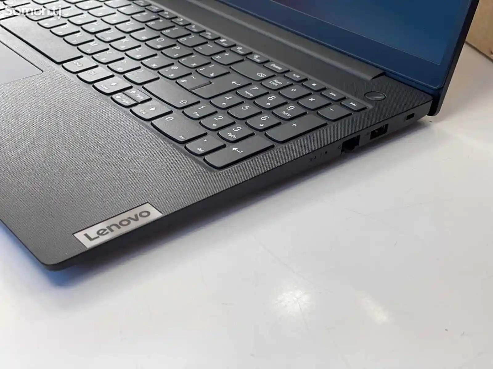 Ноутбук Lenovo Core i5-1135G7 4/SSD256GB с сумкой-6