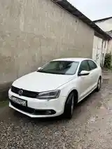 Volkswagen Jetta, 2012-2