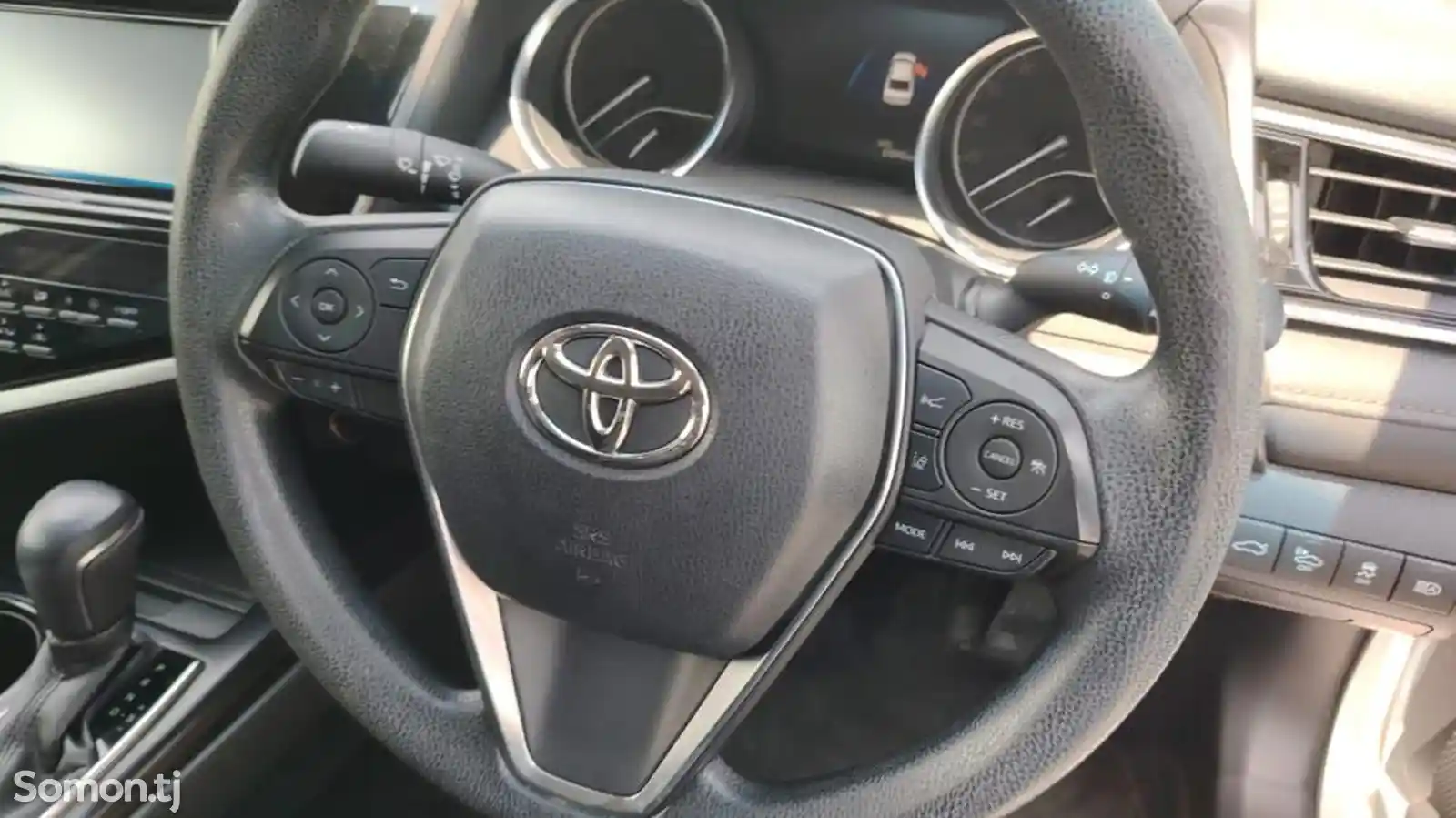 Toyota Camry, 2019-3