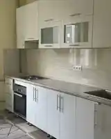 2-комн. квартира, 11 этаж, 70м², Сомони-9