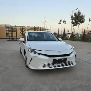 Toyota Camry, 2024