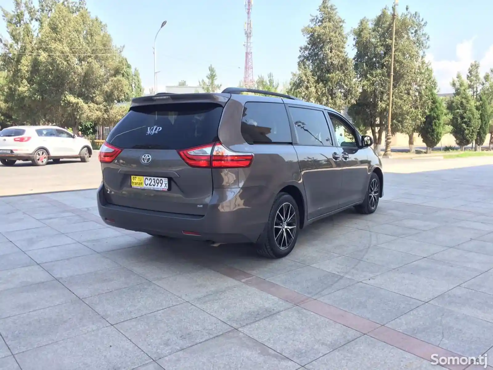 Toyota Sienna, 2015-4