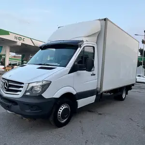 Грузовик Mercedes Benz Sprinter, 2014