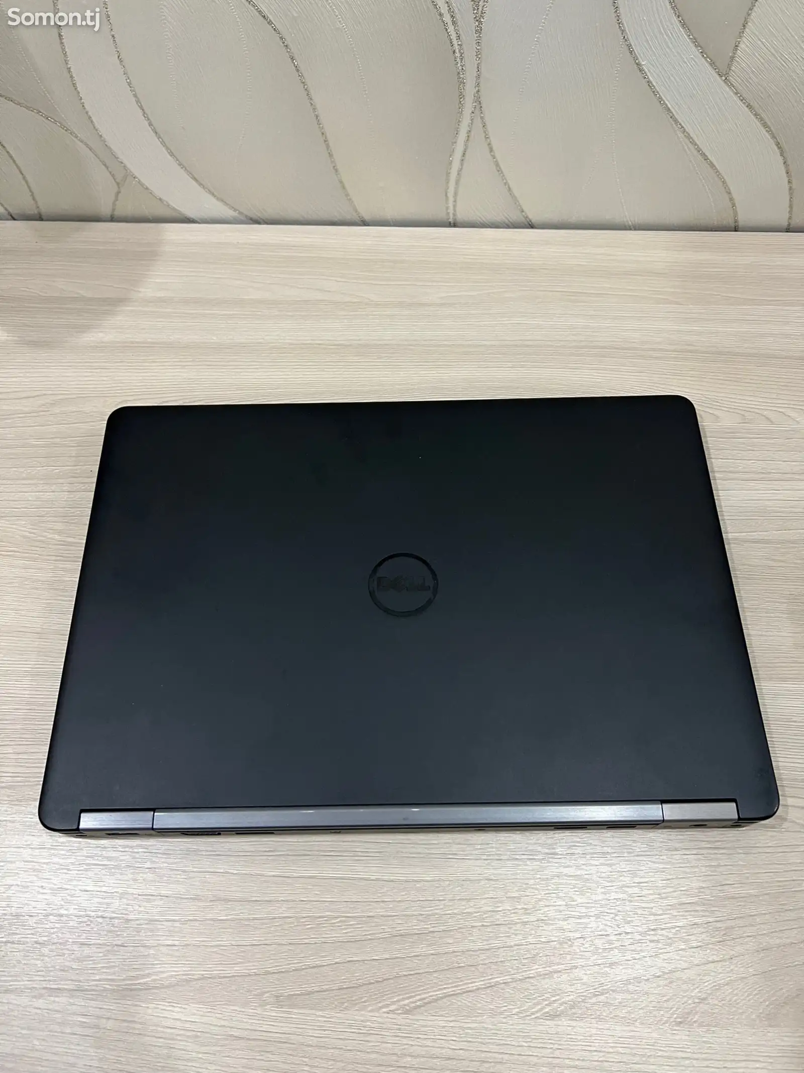 Ноутбук DELL Latitude 8GB/256 Core i5-5