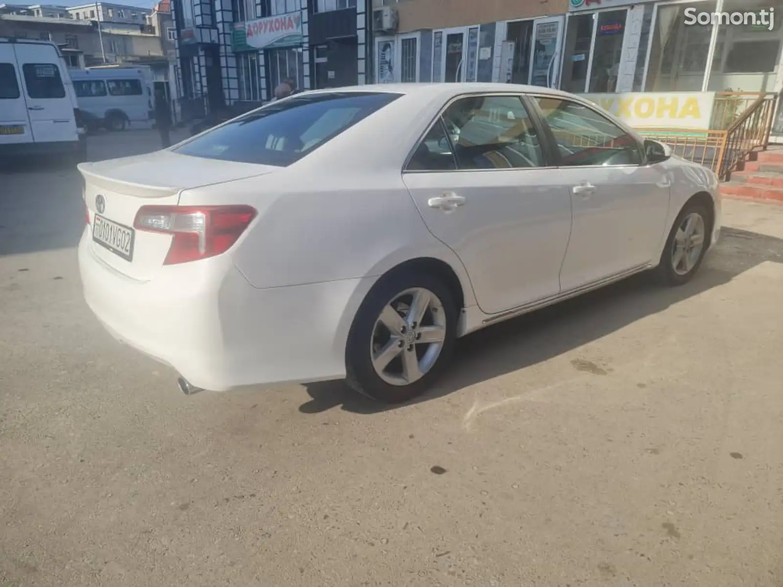 Toyota Camry, 2014-1