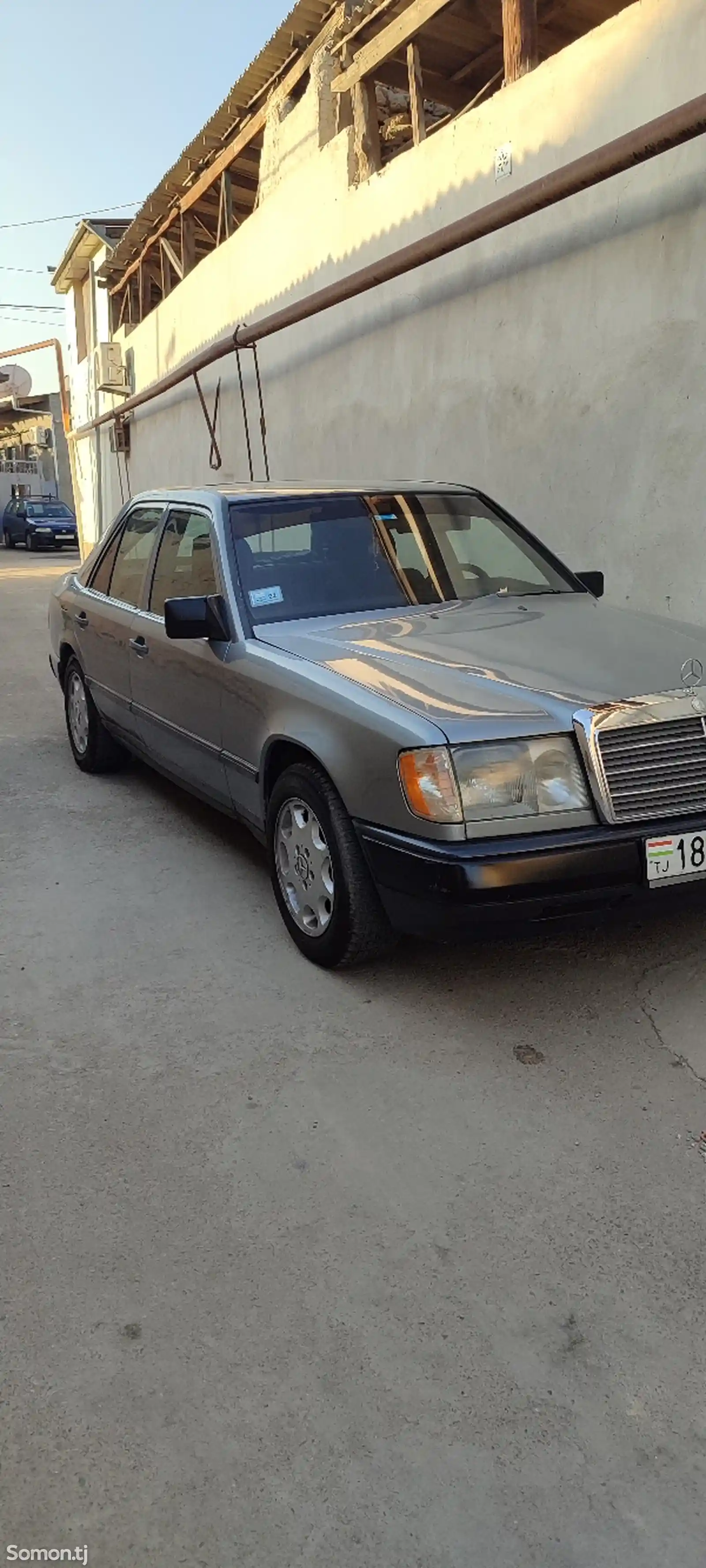 Mercedes-Benz W124, 1989-2