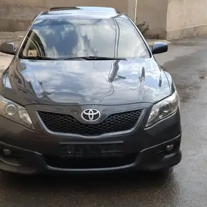 Toyota Camry, 2011