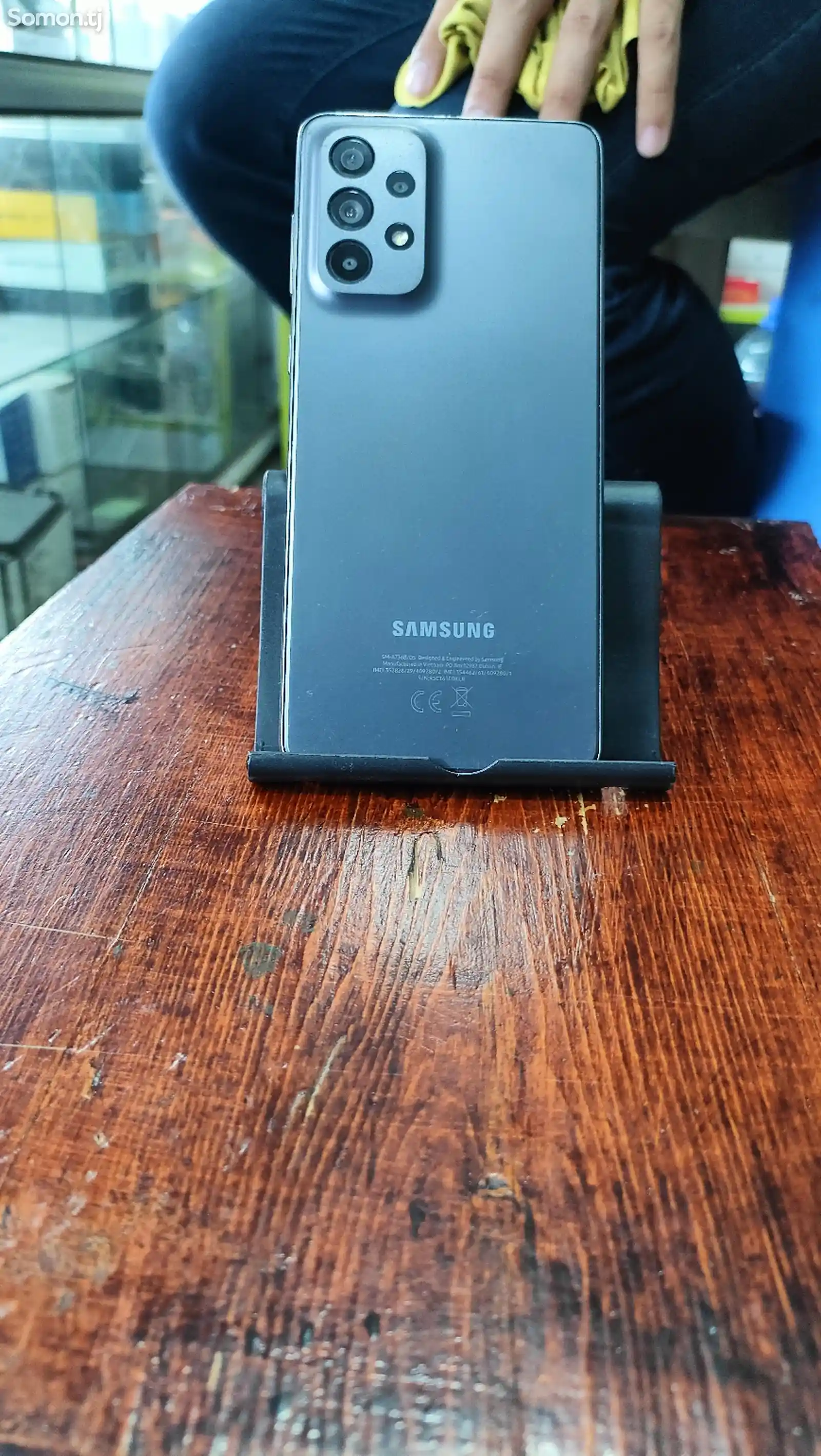 Samsung Galaxy A73 128gb-1