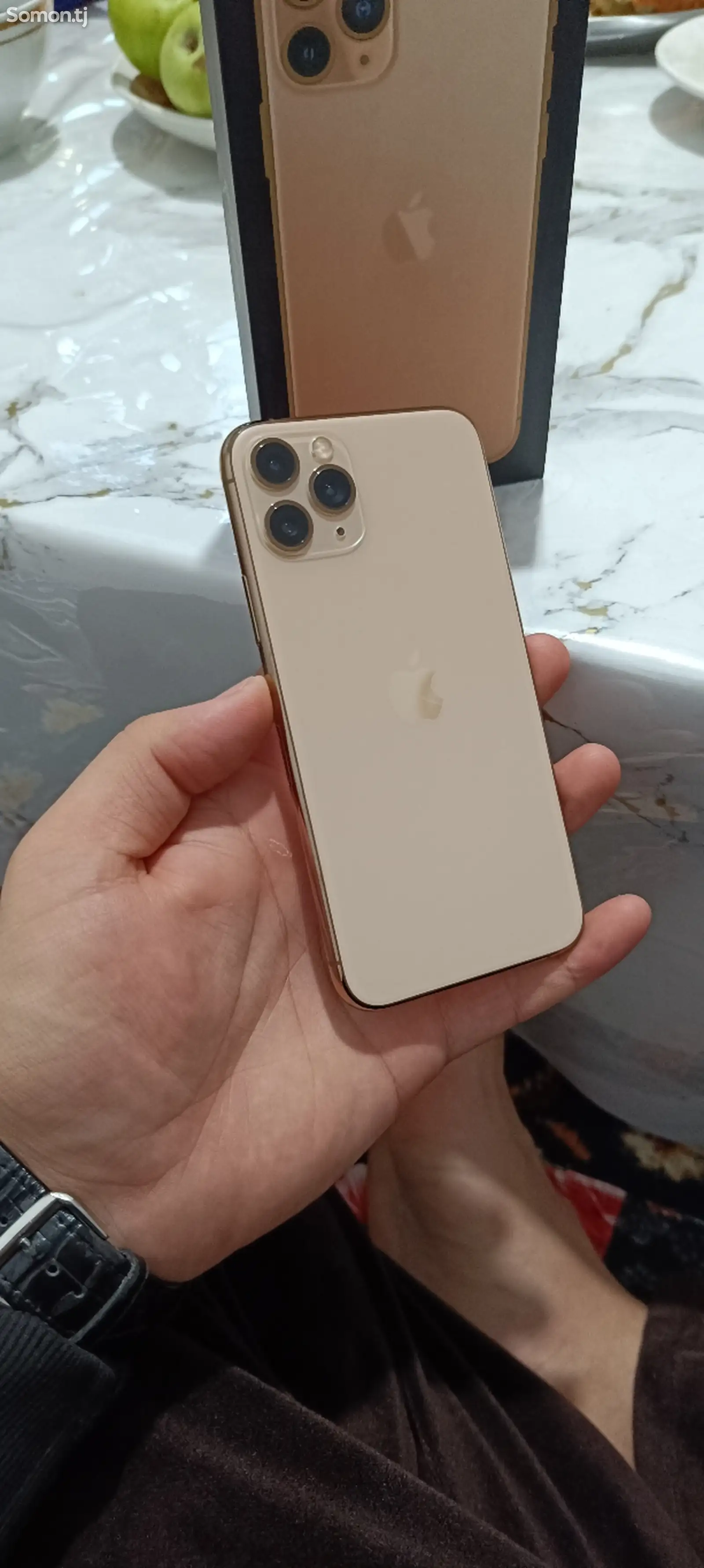 Apple iPhone 11 Pro, 64 gb, Gold-1