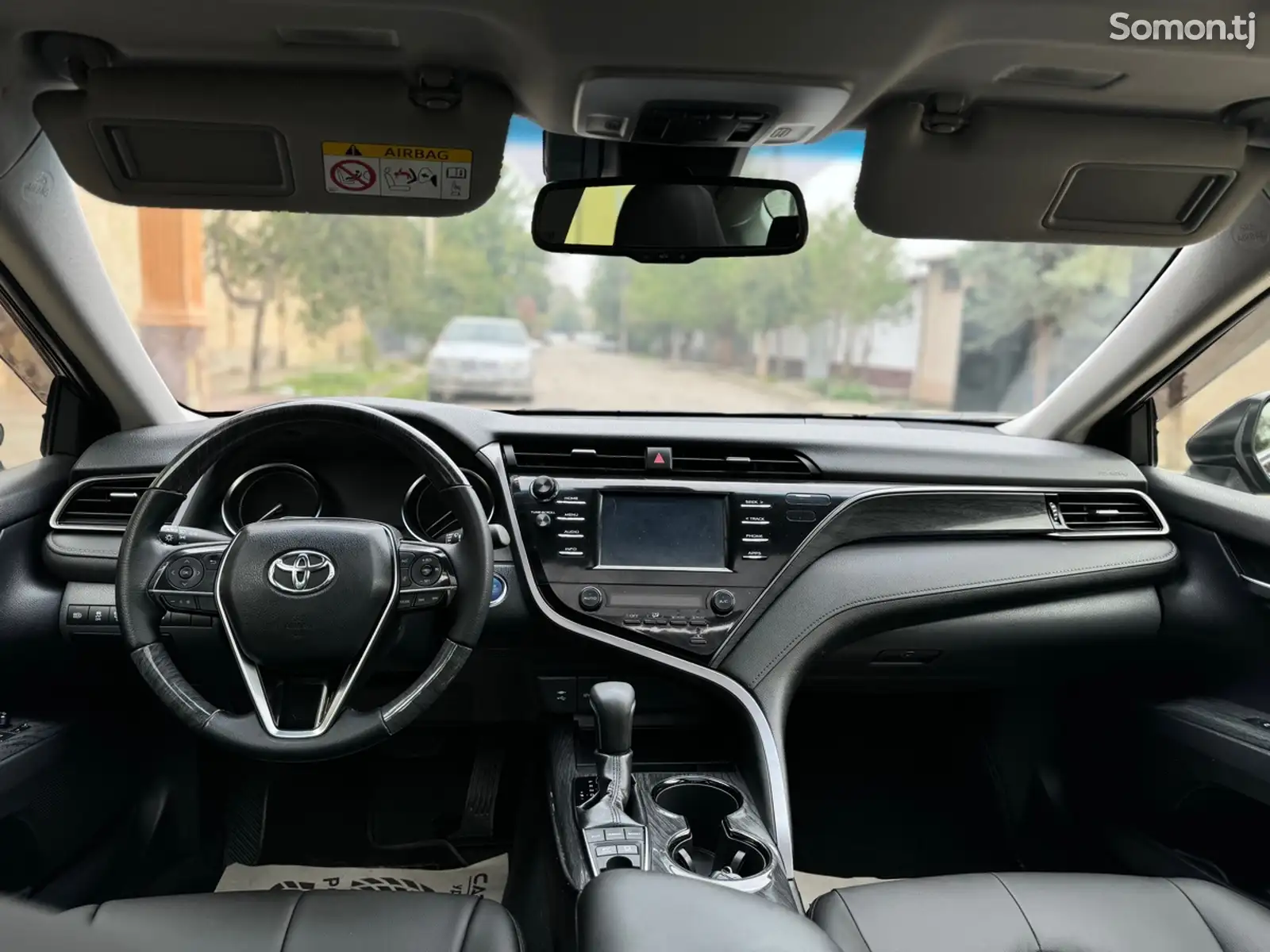 Toyota Camry, 2019-14