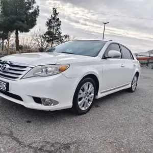 Toyota Avalon, 2011